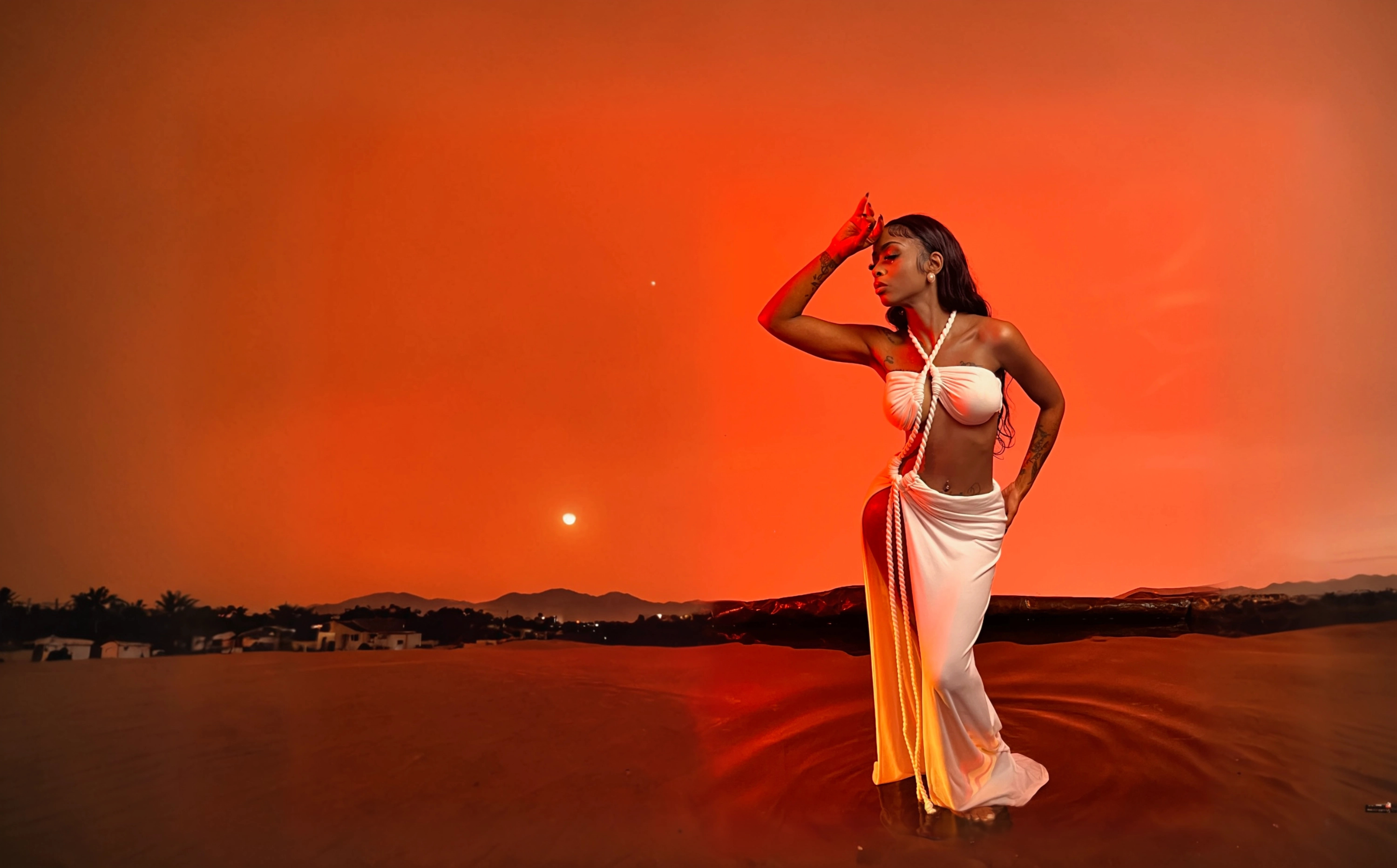 Anaya Lovenote